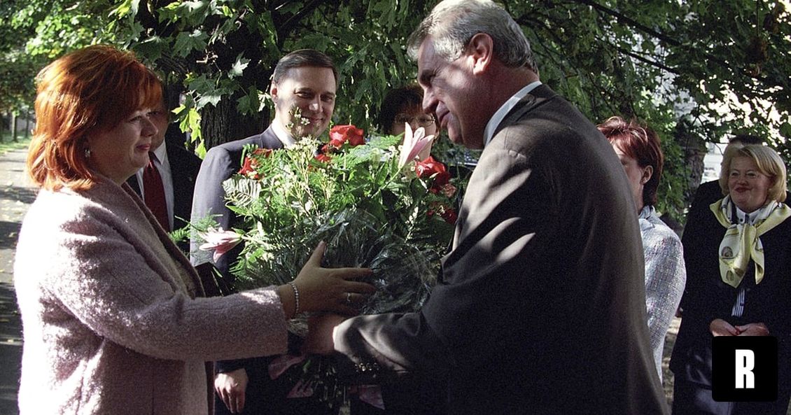 České miliardy v Rusku: Klaus a Zeman se podíleli na tajných smlouvách